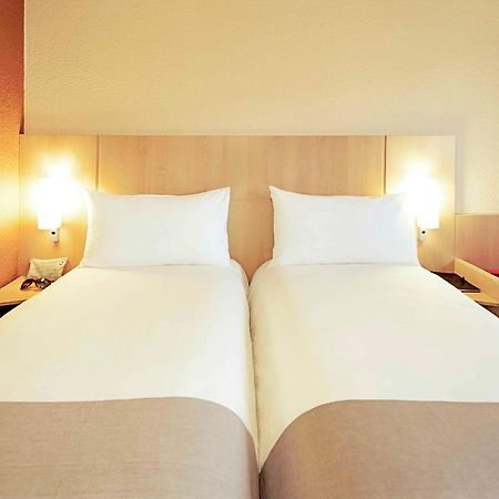 Hotel Ibis Koeln Frechen Esterno foto